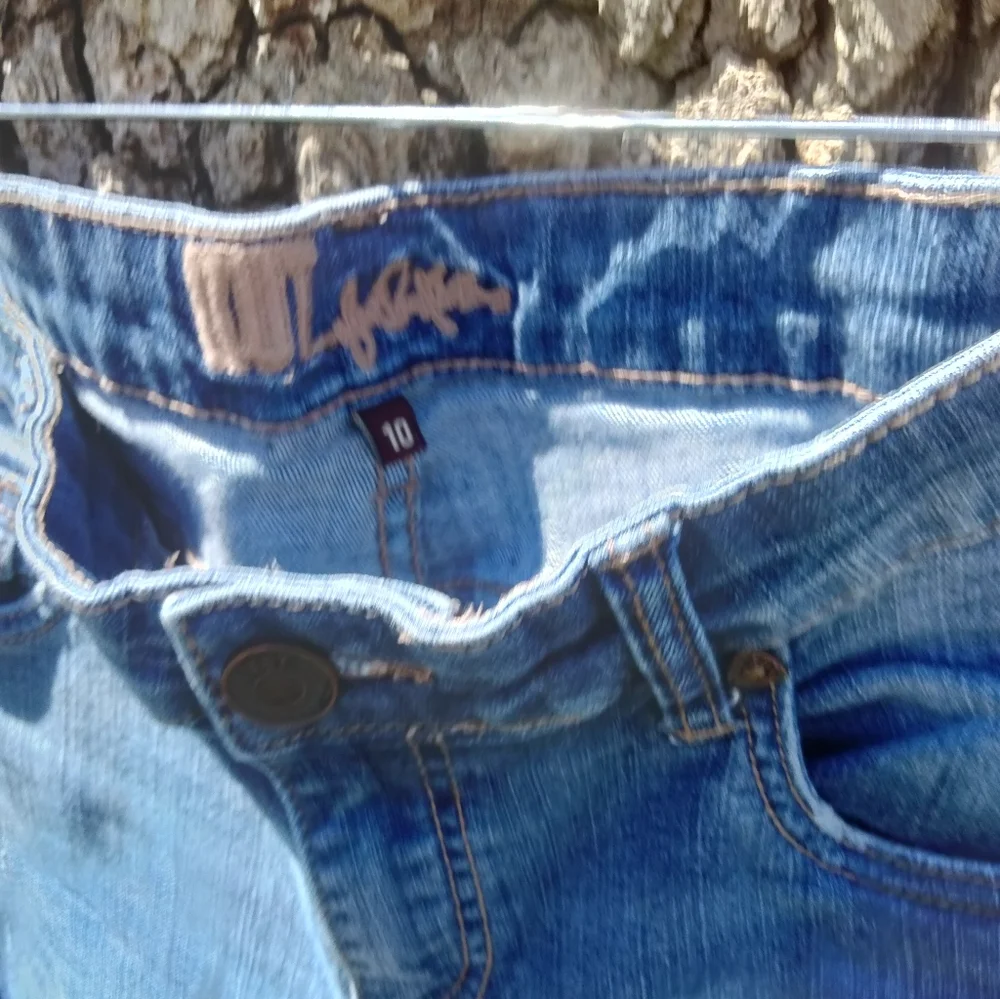 👀 Big Discount!👀 Kut from the Kloth Jean Shorts in size 10 - Picture 4 of 4
